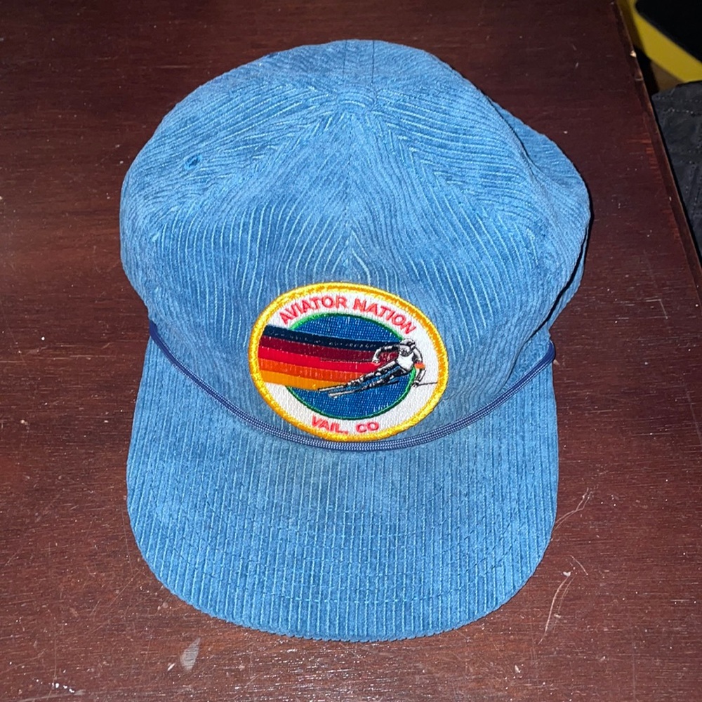 SIGNATURE VENICE - VINTAGE CORDUROY TRUCKER HAT